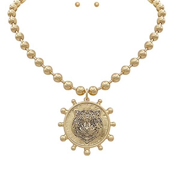 Tiger Coin Necklace Set - Picture 3 of 3